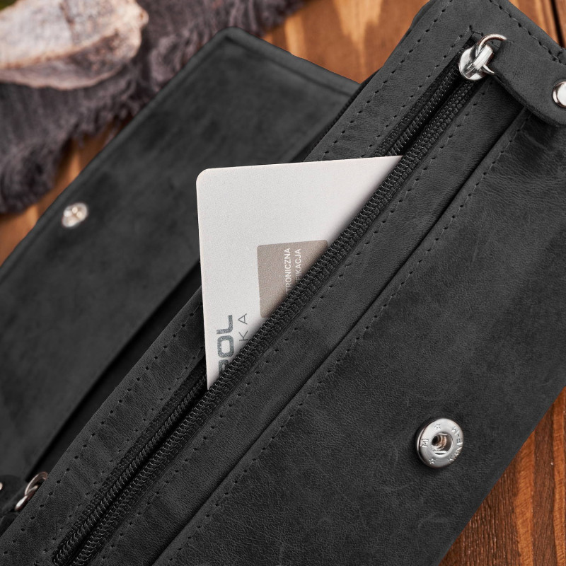 Portfel damski skórzany w stylu vintage duży czarny Paolo Peruzzi T-109-HBL