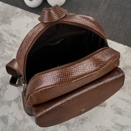 Plecaczek damski skórzany brązowy wężowy wzór mały miejski plecak Paolo Peruzzi T-18-PBR