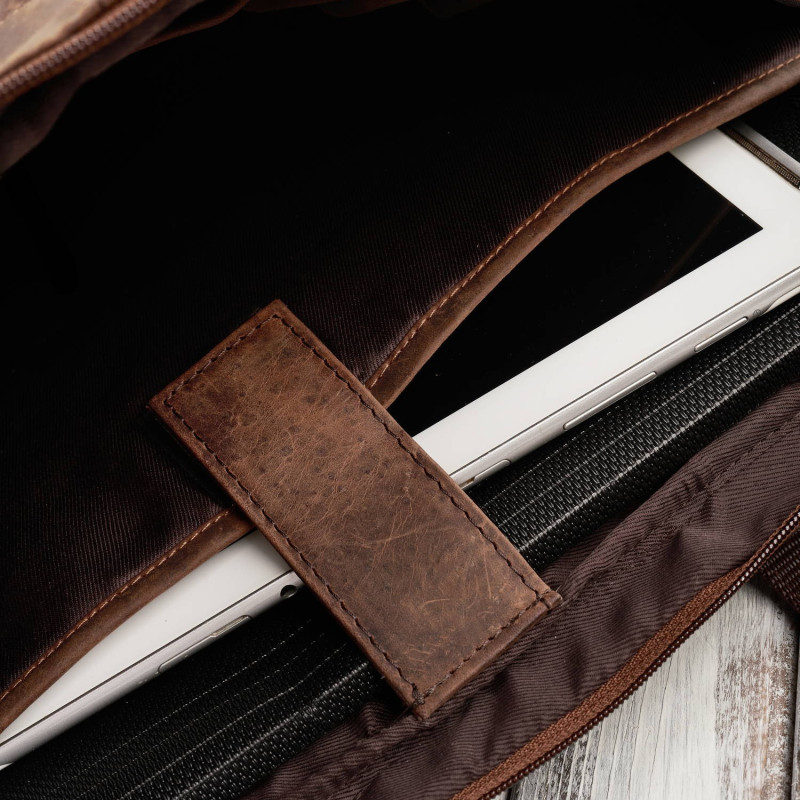 Skórzana torba męska na laptopa z uchwytem na walizkę brązowa vintage Paolo Peruzzi E-26-NBR