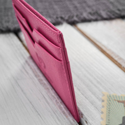 Etui na karty i wizytówki skórzane minimalistyczne praktyczne etui różowe Paolo Peruzzi T-150-PI