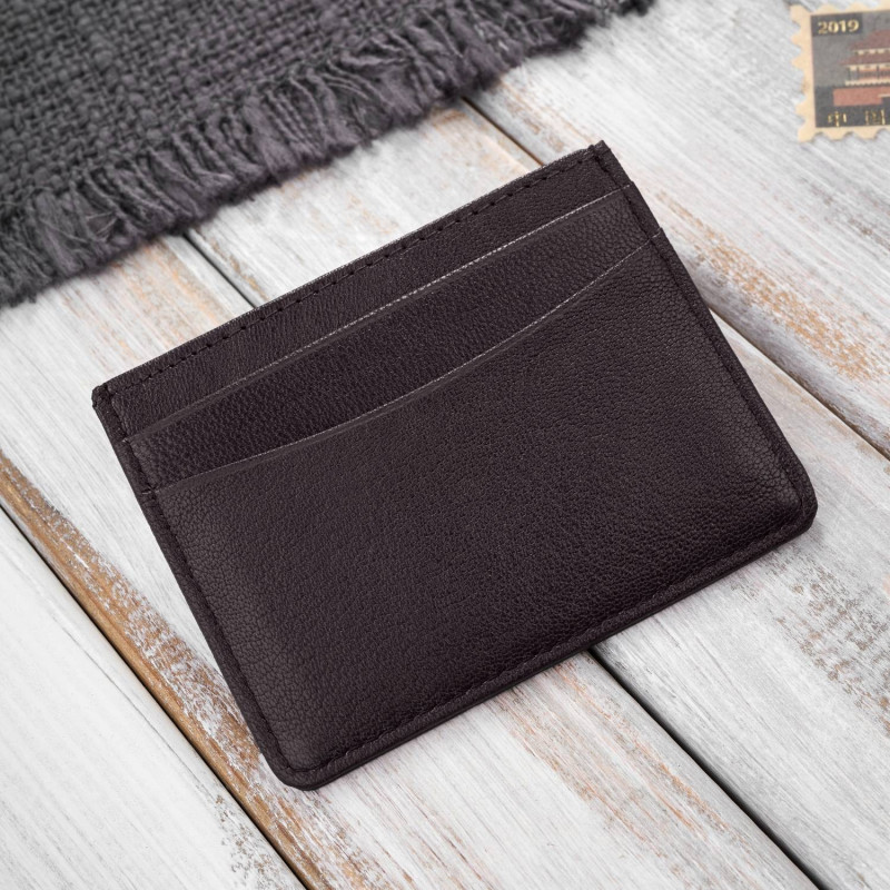 Etui na karty i wizytówki skórzane minimalistyczne praktyczne etui brązowe Paolo Peruzzi T-151-BR