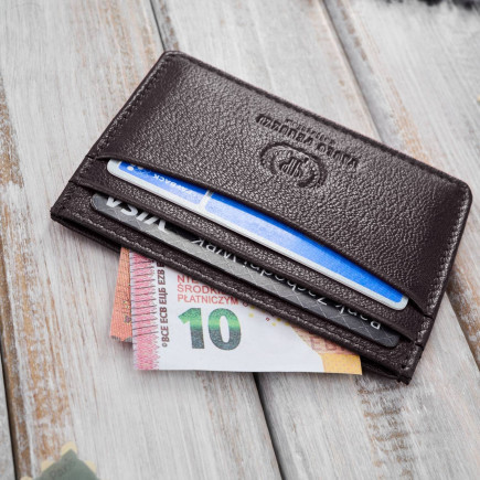 Etui na karty i wizytówki skórzane minimalistyczne praktyczne etui brązowe Paolo Peruzzi T-151-BR