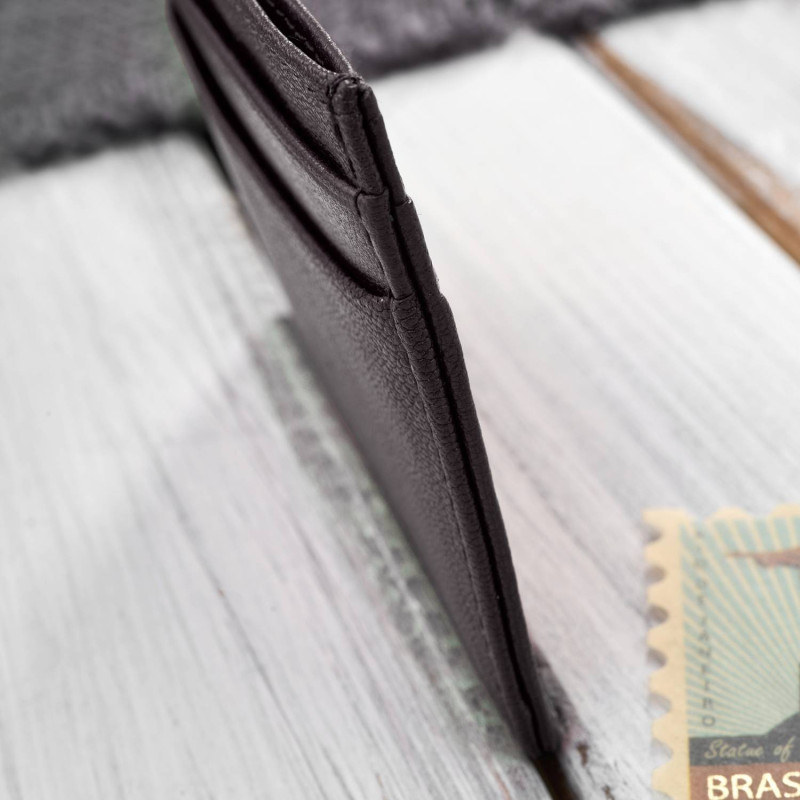 Etui na karty i wizytówki skórzane minimalistyczne praktyczne etui brązowe Paolo Peruzzi T-151-BR