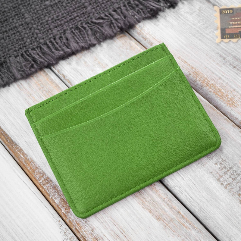 Etui na karty i wizytówki skórzane minimalistyczne praktyczne etui zielone Paolo Peruzzi T-151-GR