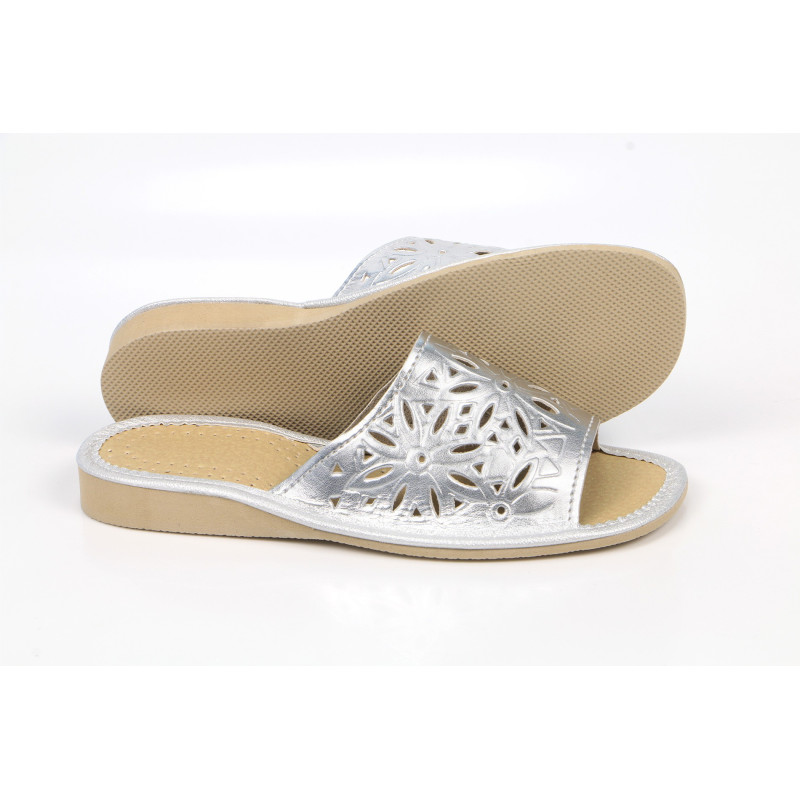 Kapcie damskie klapki R.39 na koturnie z wycięciami lekkie wygodne odkryte KD-02-SR-39