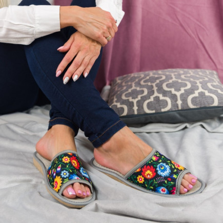 Kapcie damskie R.36 filcowe klapki folk lekkie i wygodne odsłonięte KD-04-NB-36