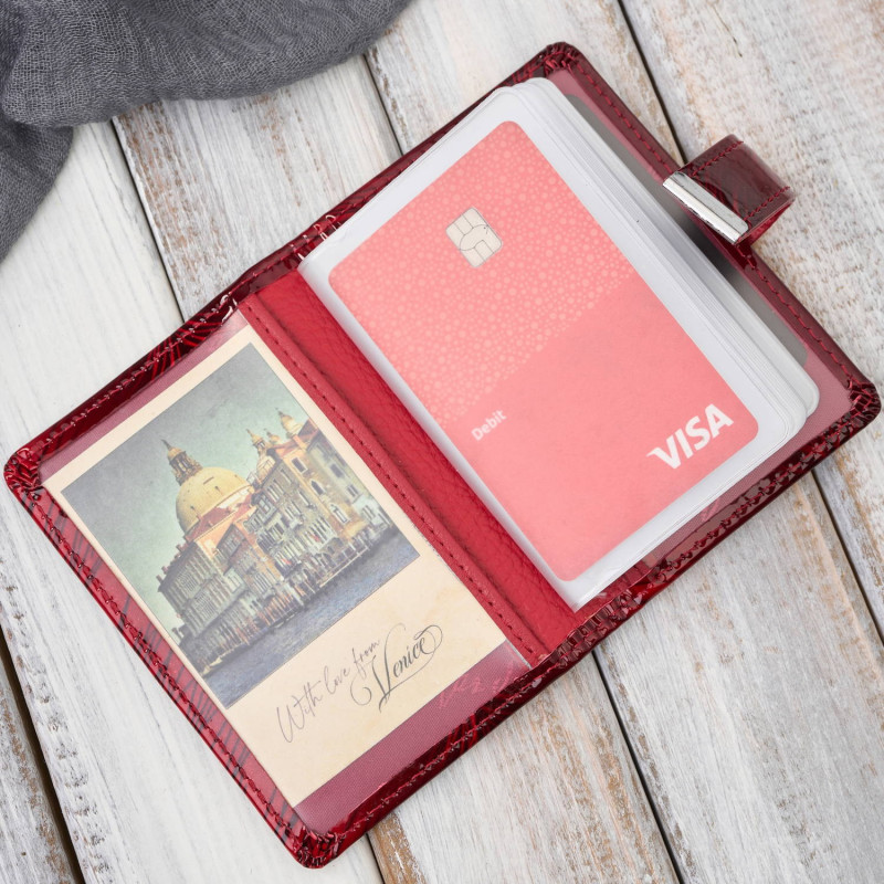 Skórzane etui na karty czerwone lakierowane SP-15-RRD