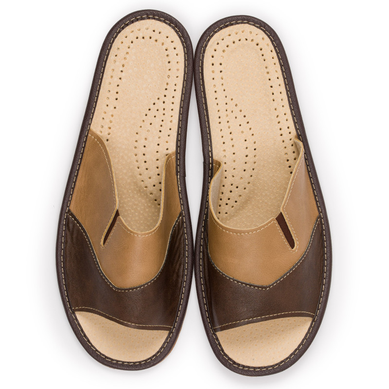 Męskie pantofle R.42 domowe skórzane przewiewne brązowe kapcie z wycięciem KM-11-BR-42