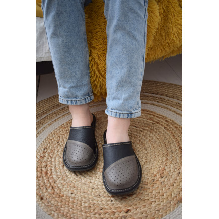 Obuwie domowe męskie skóra eko z profilowaną skórzaną wkładką KM-12-GR-42