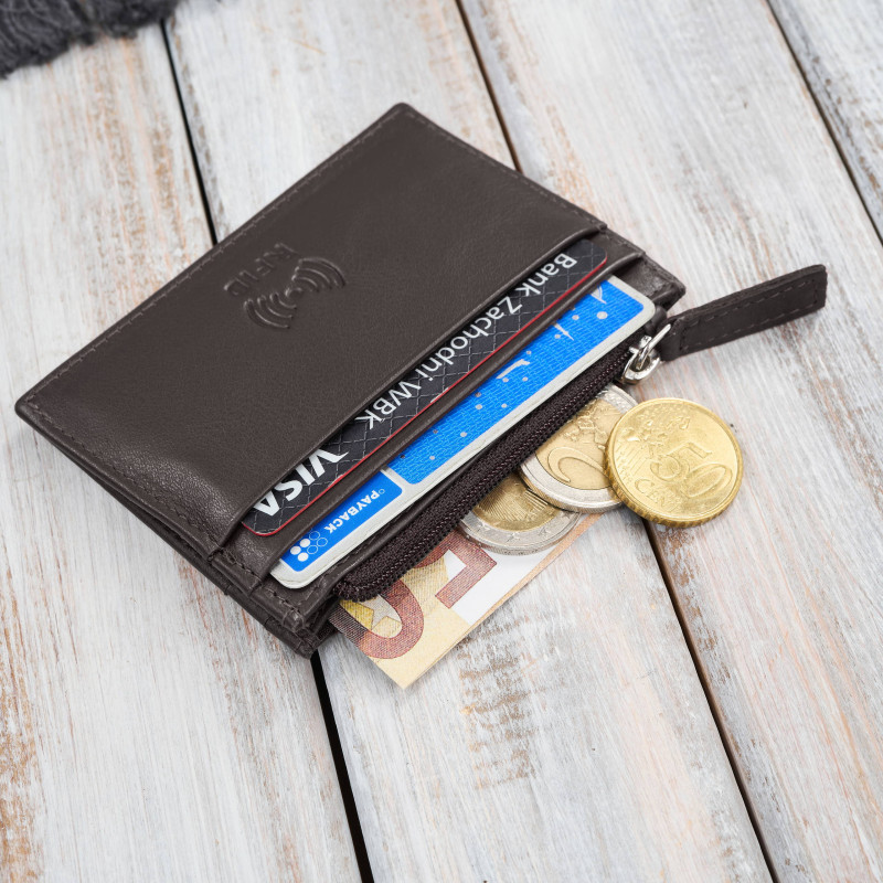 Etui na karty ze skóry naturalnej z kieszonką na suwak RFID brązowe Paolo Peruzzi