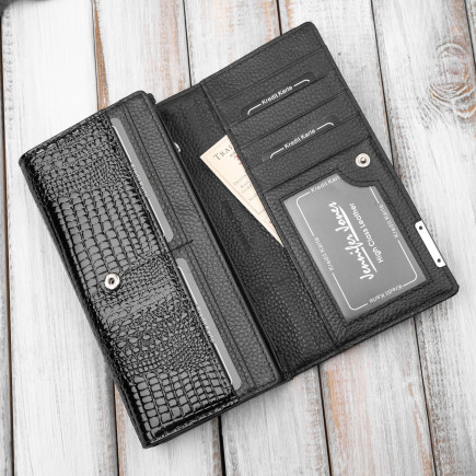 Portfel damski skórzany lakierowany czarny croco SP-16-CBL – elegancki portfel z tłoczeniem