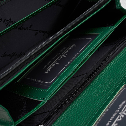 Portfel damski skórzany lakierowany zielony croco SP-16-CGRN – elegancki portfel z tłoczeniem