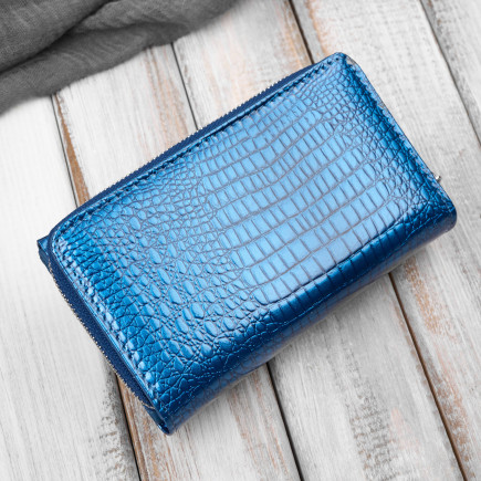 Portfel damski skórzany lakierowany croco niebieski SP-24-CDB – elegancki portfel z tłoczeniem