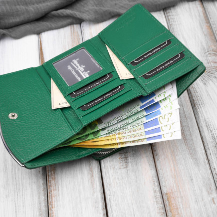 Portfel damski skórzany lakierowany croco zielony SP-24-CGRN – elegancki portfel z tłoczeniem