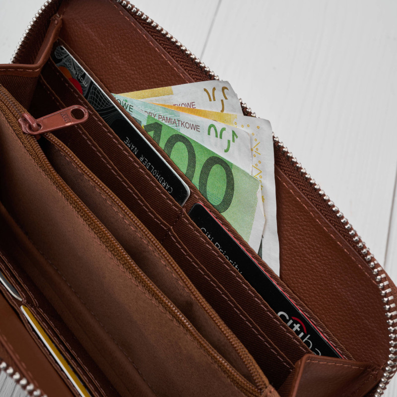 Mała skórzana torebka damska 2w1 koniakowa | Elegancka kopertówka i torebka na ramię – AY-21-CG