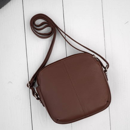 Mała torebka damska skórzana na ramię crossbody modna letnia Paolo Peruzzi AY-25-BR