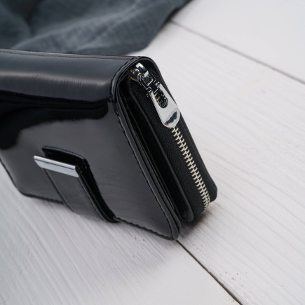 Mały Portfel Damski Skórzany Lakierowany Czarny RFID SP-26-BL