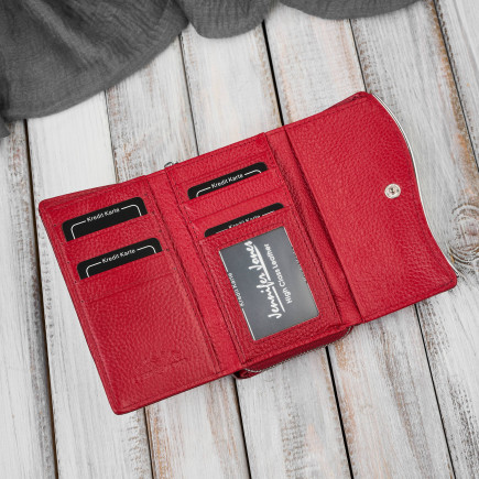 Portfel damski skórzany lakierowany ze zwierzęcym wzorem croco czerwony