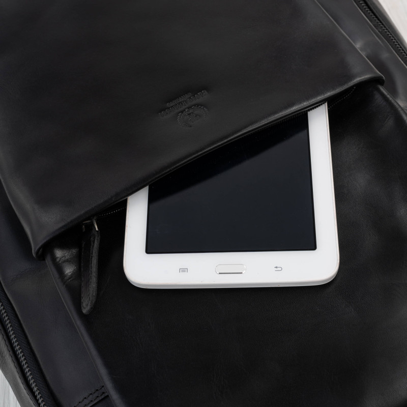 Plecak skórzany Paolo Peruzzi SL-15-BL czarny na laptopa 15,6″