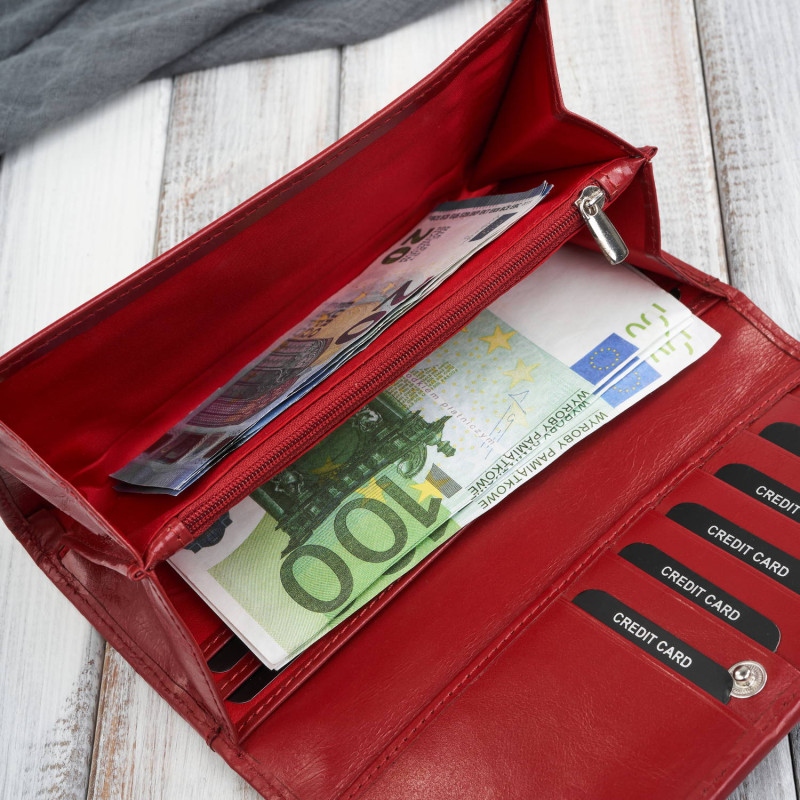 Portfel damski skórzany z tłoczeniem w kwiaty czerwony z RFID Paolo Peruzzi AL-12-RD